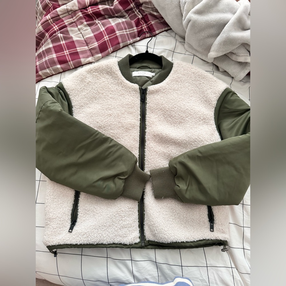 ASTR the Label Army Green and Cream Fleece Bomber Jacket